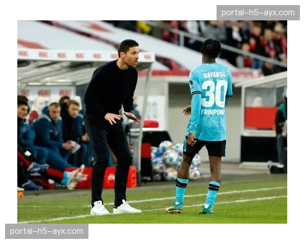 欧联杯现场：勒沃库森延续不败纪录，阿隆索受追捧