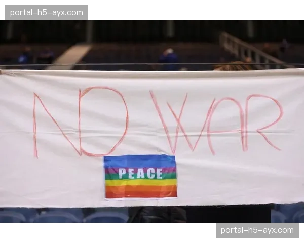 意甲联盟与反歧视组织联合发布三月宣传片