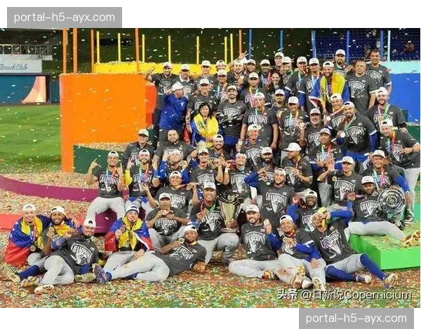 WBC决赛在美国迈阿密龙帝霸公园球场进行,委内瑞拉队3-2击败美国队 WBC决赛在美国迈阿密龙帝霸公园球场进行,委内瑞拉队3-2击败美国队